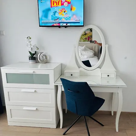 Apartment Berlin, With 3 Bedrooms Balchik