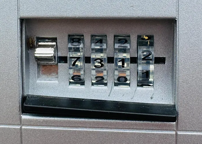 Berlin, With 3 Bedrooms Apartment